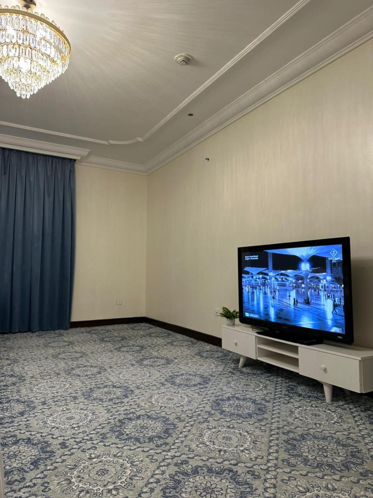 Zad Al Eman Suites Hotels Medina Ruang foto